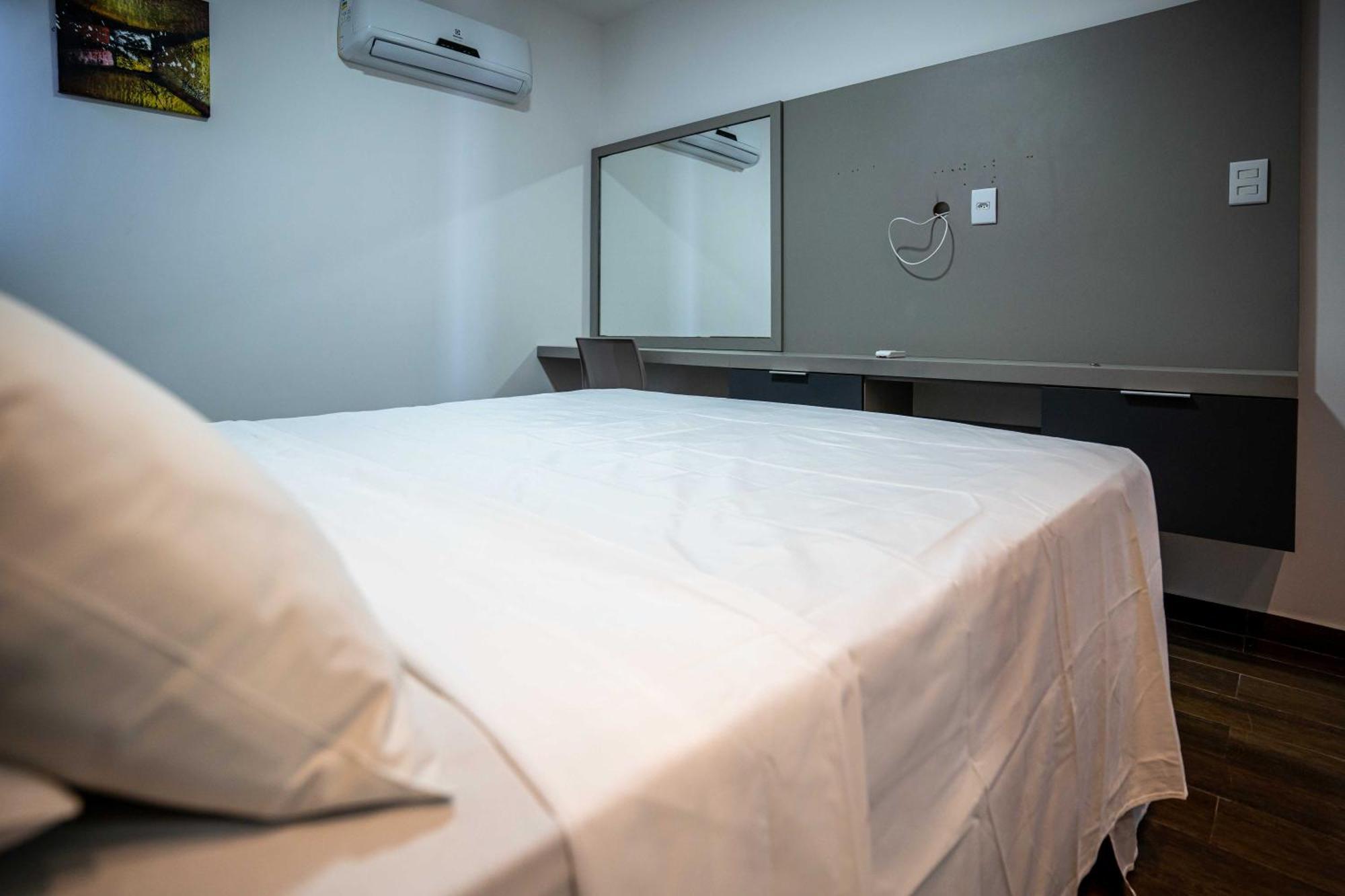 Bessa Golden Flats Hotel โจเอาเปสโซอา ภายนอก รูปภาพ